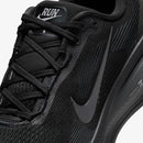 Vomero 18 "Black"