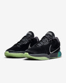 LeBron XXI