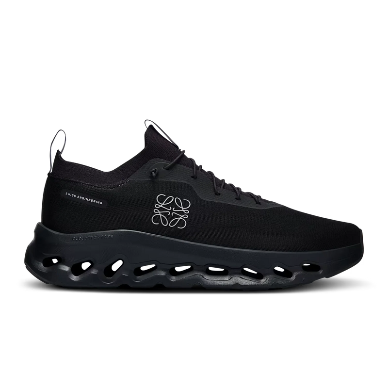 On Running Cloudtilt x Loewe All Black